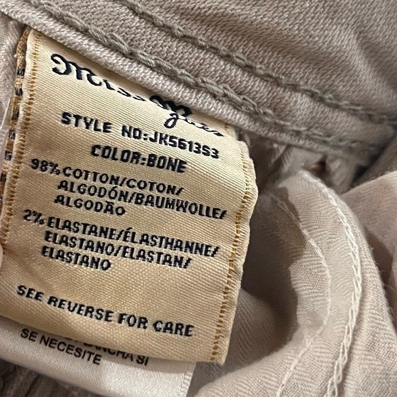 Miss Me Light Gray Embellished Skinny Jeans 10 - Picture 6 of 6